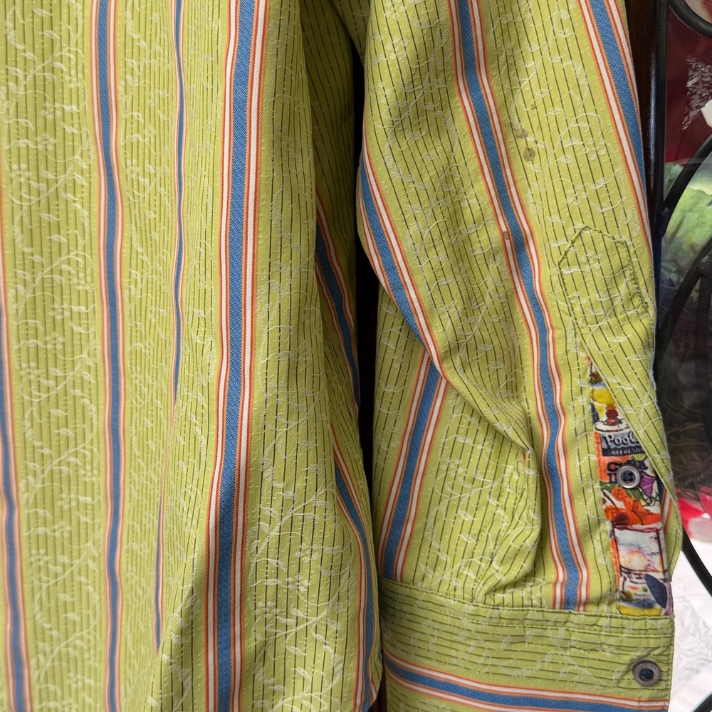 Robert Graham Long Sleeve, Work of Wearable Art - Picture 6 of 7